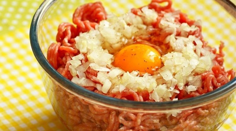 Aksamitne, zaskakujące mielone z tartym ziemniakiem