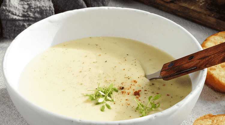 Zupa czosnkowa na rosole