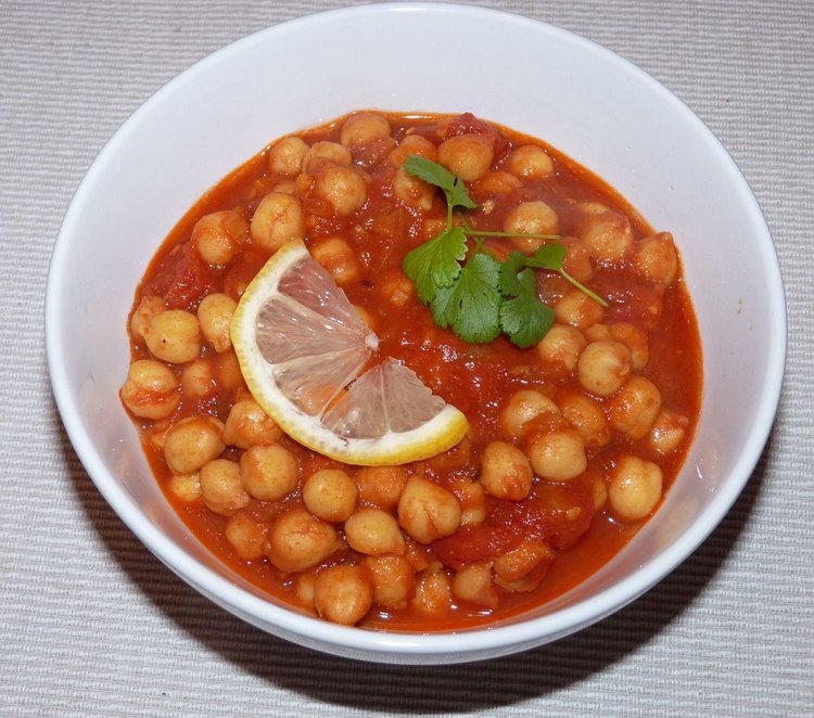 Wegańskie curry z ciecierzycy