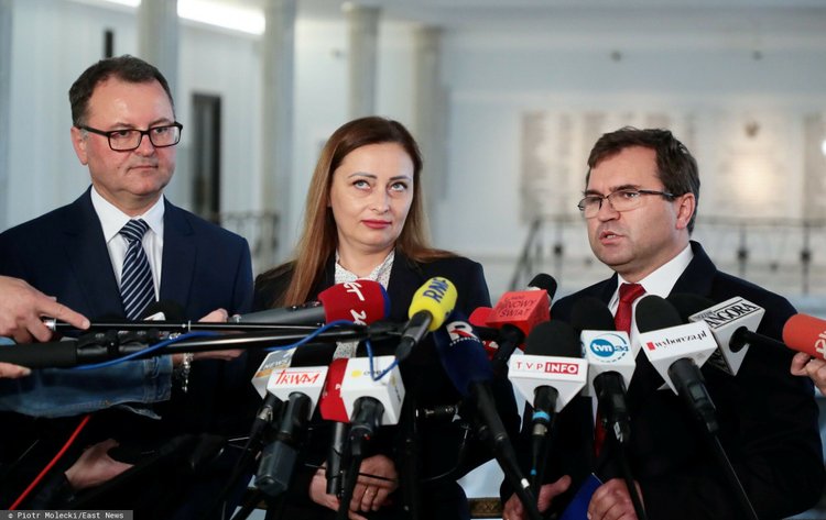Zbigniew Girzyński wychodzi z PiS i zabiera dwóch posłów. PiS traci większość w Sejmie 