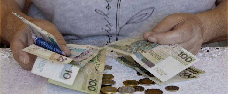 Zamieszanie po liście premiera do seniorów. Waloryzacja jednak niższa niż obiecywano?