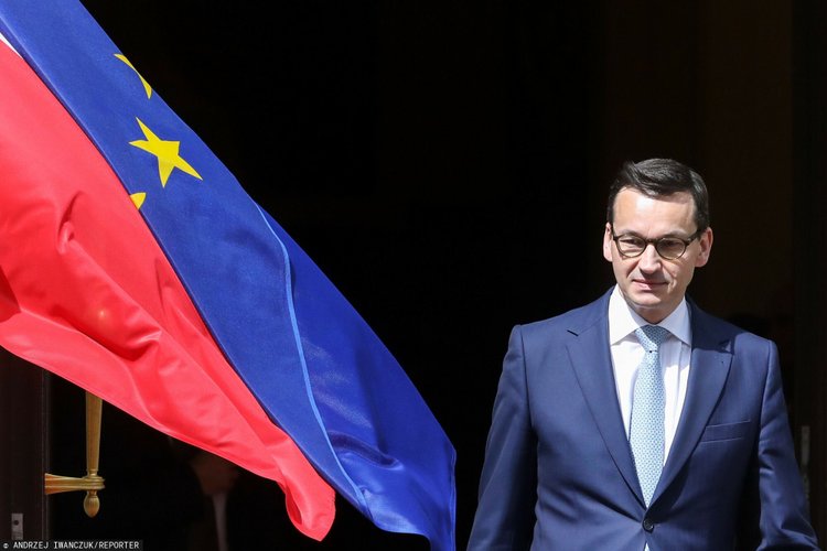 Premier rozmawiał z szefową KE. Głównym tematem była sytuacja na Ukrainie