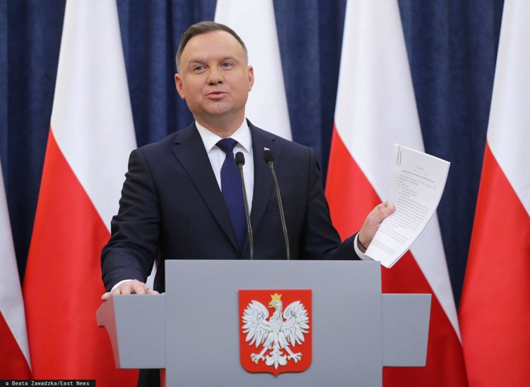 Andrzej Duda chce likwidacji Izby Dyscyplinarnej. Złożył projekt ustawy