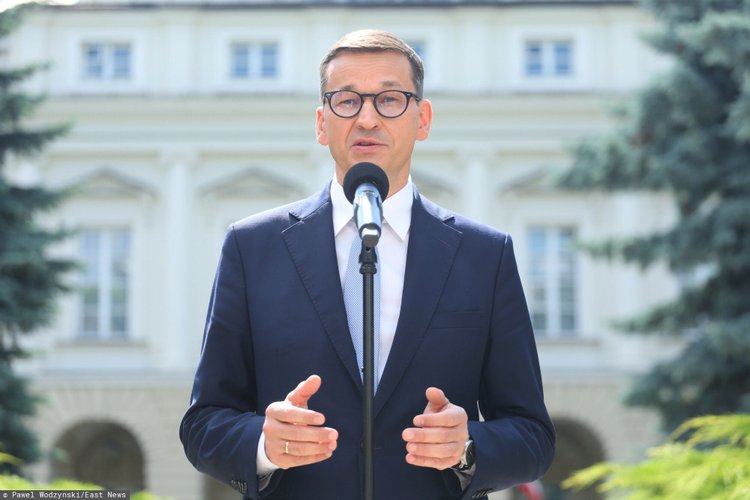 Premier mówi o mutacjach koronawirusa. Najpierw delta, potem lambda