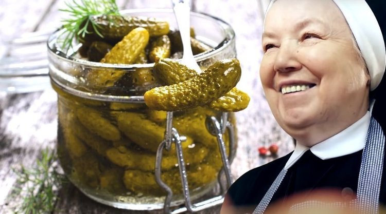 Wyśmienite ogórki konserwowe curry według przepisu niezawodnej siostry Anastazji