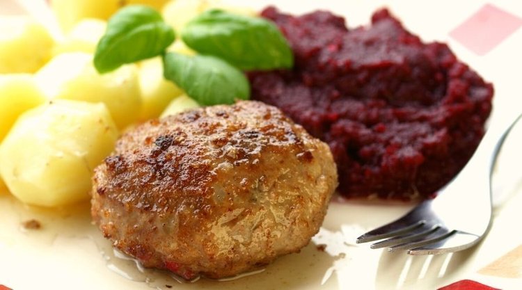 Soczyste kotlety mielone z dodatkiem boczku