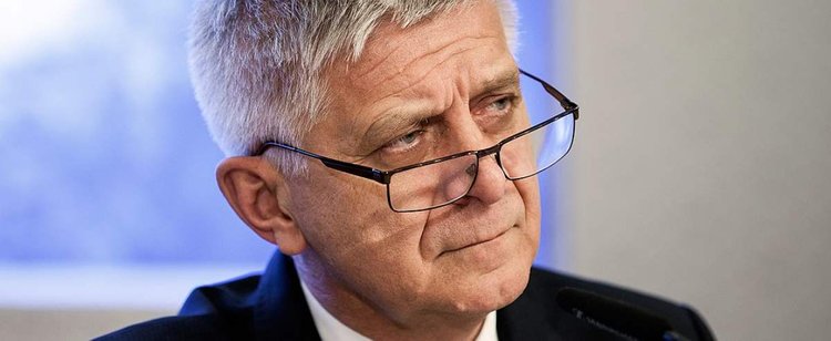 Polacy mają twardy orzech do zgryzienia - wybrać IKE czy ZUS? Marek Belka odpowiada od razu