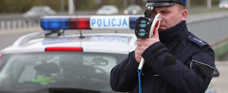 Nowe mierniki policji za 2 mln zł. Namierzą nas już z 1000 metrów