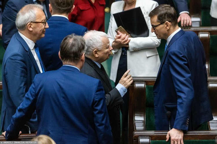 Rząd tworzy sklep internetowy. Pomysł budzi kontrowersje wśród ekspertów branży handlowej