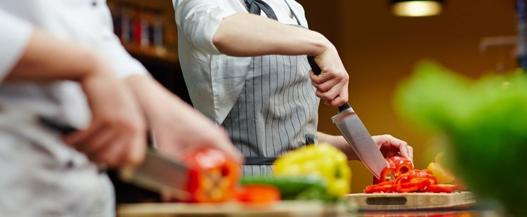 Jarosław Gowin podał termin odmrożenia gastronomii