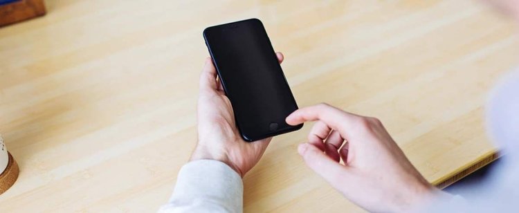 Za wysłanie jednego SMS-a mieli otrzymać gotówkę. Tysiące ludzi może mówić o wielkim nieszczęściu