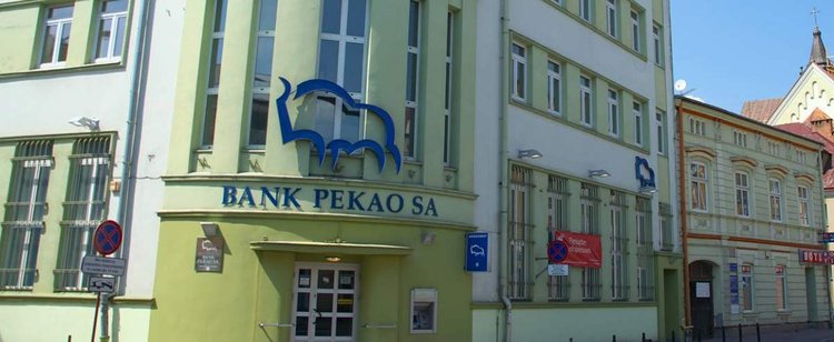 Pekao przejmuje jeden z wielkich banków. Jednak nie bez kontrowersji