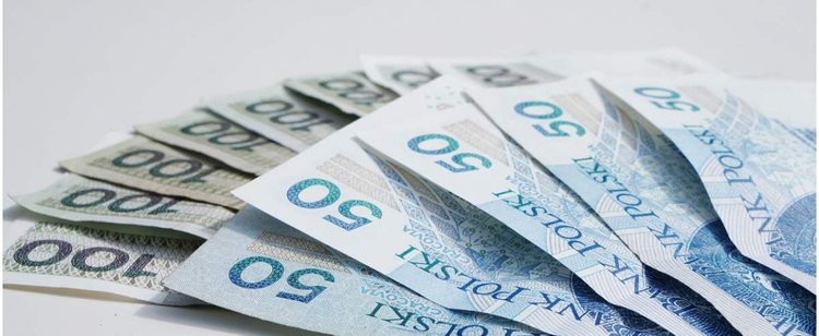 Emeryci i renciści muszą rozliczyć się z ZUS do 1 marca