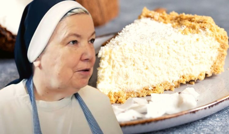 Siostra Anastazja wlewa do sernika modny składnik. Wychodzi puszysty i inny niż wszystkie