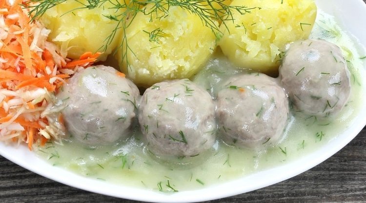 Delikatne pulpety w sosie koperkowym