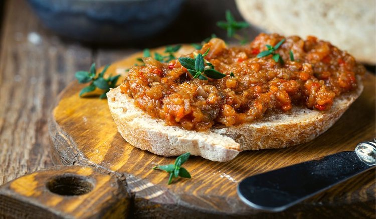 Aromatyczna pasta z bakłażana. Doskonała do pieczywa i przystawek