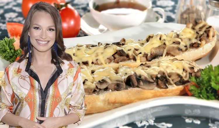 Ania Starmach podała przepis na kultowe zapiekanki. Smakują jak te z PRL-u