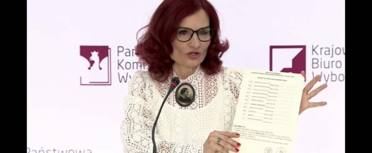Dostałeś obciętą kartę do głosowania? PKW tłumaczy dlaczego