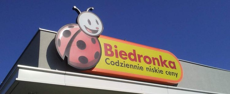 Biedronka wprowadza kolejny hit do sprzedaży. Zarezerwuj sobie czas, kolejki do kas niemal pewne