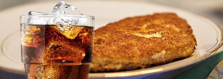 Przepis na kotlety schabowe duszone w coca-coli i keczupie
