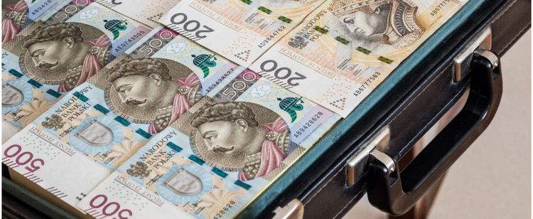 Płaca minimalna 2021 do góry, znamy stawki. Uwaga, wzrosną także kary dla wszystkich