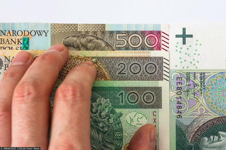 Banknot nie tylko z Lechem Kaczyńskim. Na kolejnym znaleźć ma się kobieta