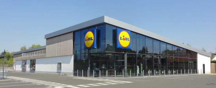 Lidl nie przestaje zaskakiwać. Produkty dosłownie za pół darmo, a kurki 3 razy taniej niż na bazarze
