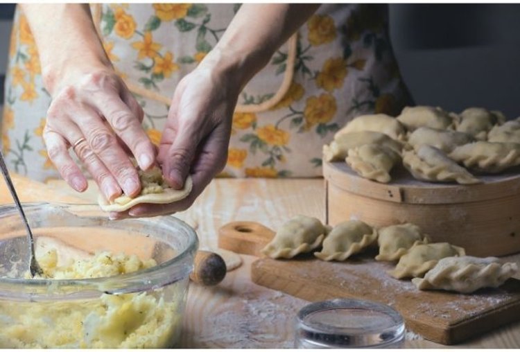 Obłędne pierogi z ziemniaczanym farszem