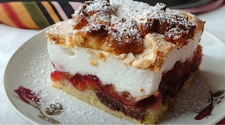 Kultowe ciasto „Pleśniak”. Smak jak za dawnych lat