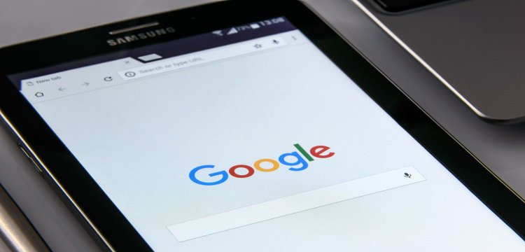 Sztuczna inteligencja w Google. To odpowiedź na popularność tego, co oferuje Bing Microsoftu