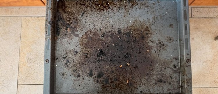 Jak za pomocą octu wyczyścić piekarnik?