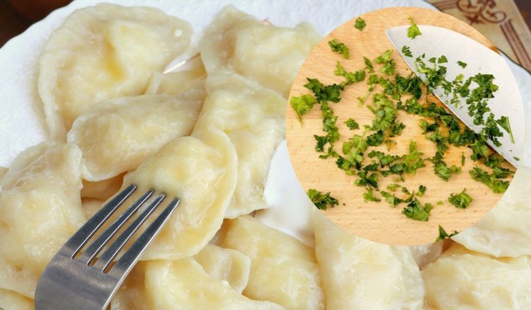 Weź kilka listków, drobno posiekaj i dodaj do farszu. Pierogi ruskie wyjdą 100 razy lepiej