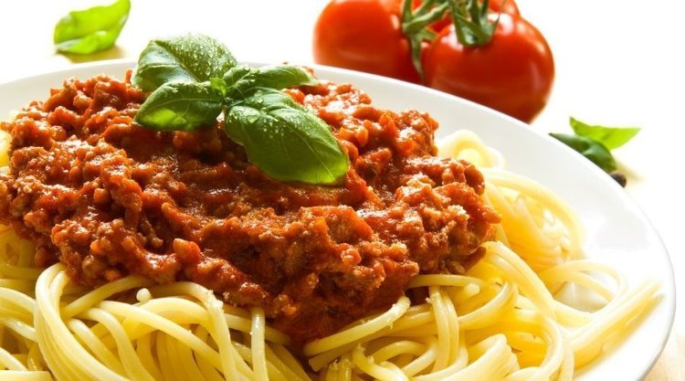 Prosty sposób na domowy sos do spaghetti. Nie ma opcji, że się nie uda