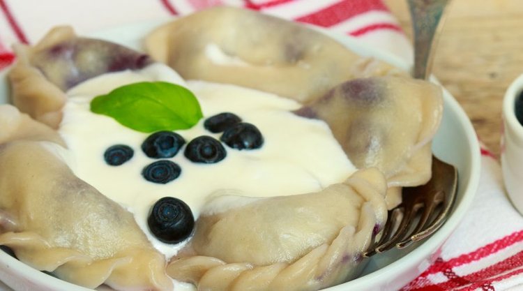 Pyszne pierogi z owocami według siostry Anastazji. Najlepszy przepis