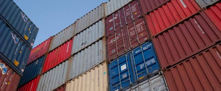Największa firma transportowa w Polsce straci swoją pozycję? Dwie inne depczą jej po piętach
