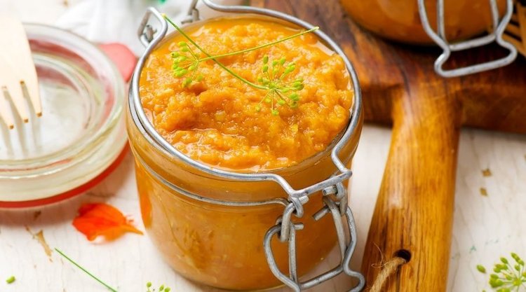 Pyszna kanapkowa pasta z cukinii