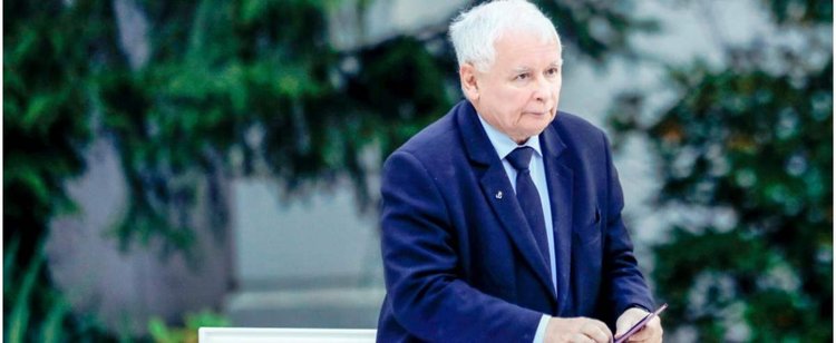 Mamy nowe oświadczenie majątkowe Kaczyńskiego. 25 tys. zł więcej
