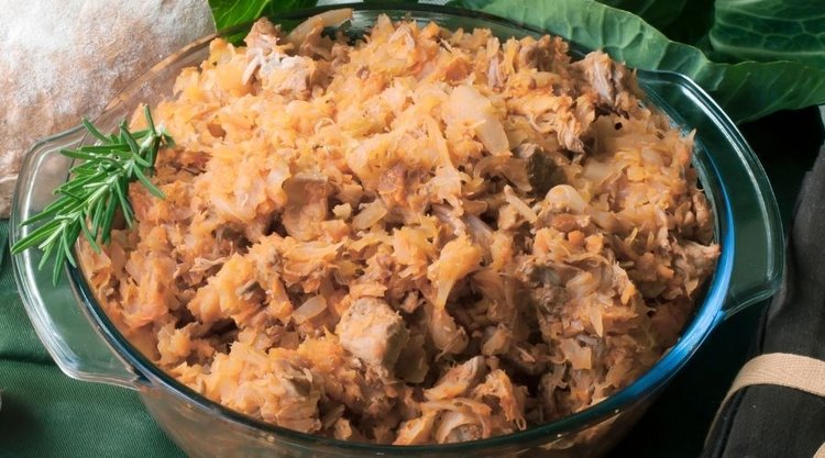 Jak mrozić bigos i kapustę z grochem? 