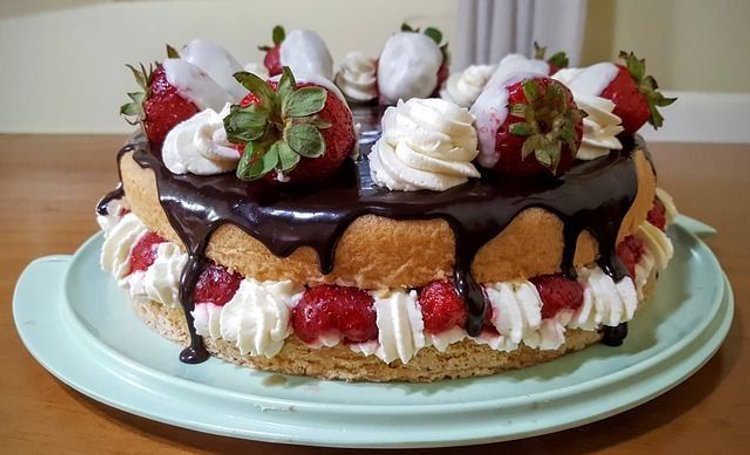 Puszysty tort Delicja