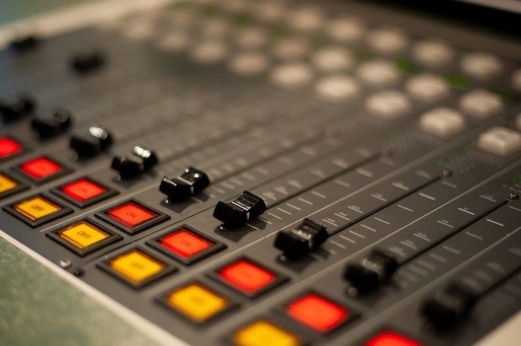 Nowe-stare radio SuperNova. Nadawanie już się zaczęło