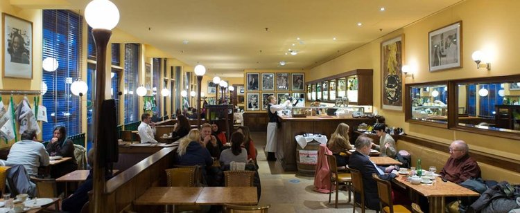 Kiedy będzie można pójść do restauracji? Znana jest już możliwa data i restrykcje, które będą obowiązywać