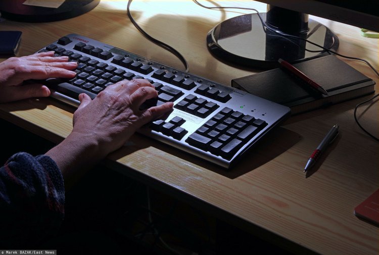 Ciąg dalszy oszustw na OLX. Bezczelny oszust zamiast towaru wysłał worek ziemniaków i list z poradą