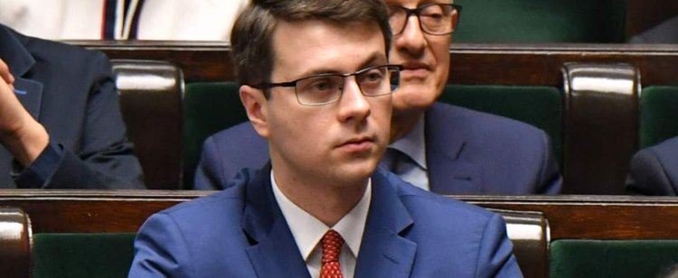 Nowe obostrzenia i lockdown w powiatach. Rzecznik rządu zdementował część doniesień