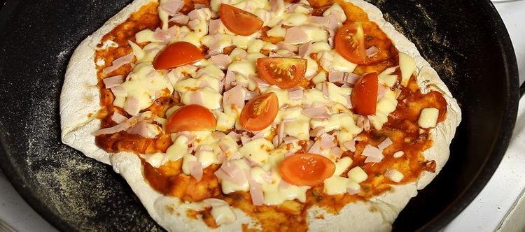 Niewiarygodne, zdradził jak zrobić za 1,75 zł pizzę w 10 minut w najłatwiejszy sposób
