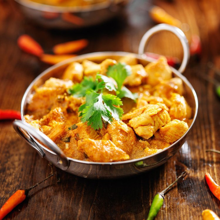 Kurczak curry - przepis na błyskawiczny obiad w stylu indyjskim