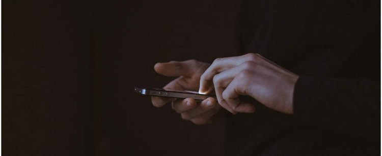Oszustwo "SIM swapping" zbiera żniwa także w Polsce. W 2020 roku rolnikowi skradziono tak 370 tys. zł