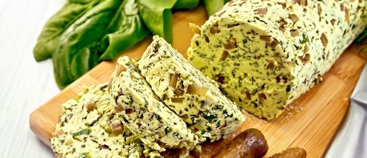 Idealna do kanapek pasta z kiszonych ogórków