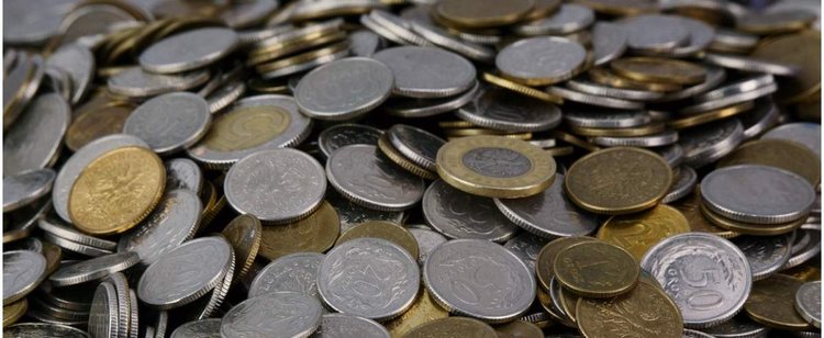 Złoty poszybował w dół. Jeśli wymienisz teraz euro na złotówki, zgarniesz krocie