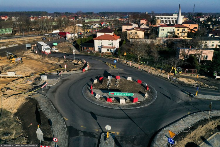 Wielu kierowców jeszcze nie wie o zmianie przepisów. Na skrzyżowaniu mogą zgarnąć 1000 zł mandatu