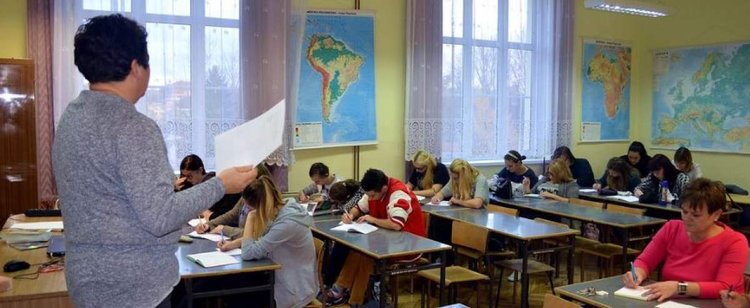 Uczysz się języka obcego na kursie z dotacji? Uważaj na swoje dane, mogły trafić w bardzo dziwne miejsce